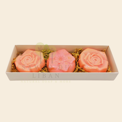 Let the spirit of Beirut bloom in every gesture. Ward Beirut is a beautifully curated gift box (23 x 8 x 3.5 cm) featuring three handcrafted glycerin soaps, each molded into delicate pink flowers.
