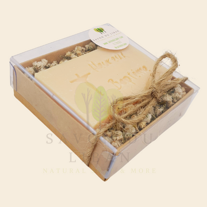 Bloom & Bless Baptism Set: Stamped Artisanal Lebanese Soap along with Dried Flowers in 8x8x2.50 cm kraft with Transparent Lid.