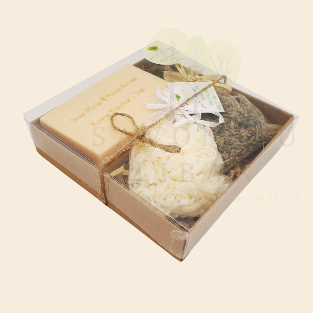 Teacher's Scented Box – Grated soap bag with lavender buds along with musk soap engraved 'Grow Minds ❤️ Touch Hearts - Happy Teacher's Day!' in an elegant 11x11x2.5 cm box with transparent cover.